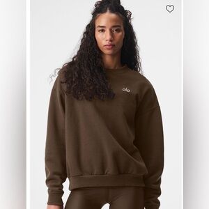 Alo Accolade Crewneck Pullover